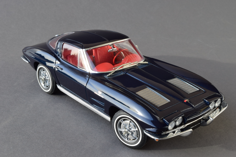 Illustration for article titled 'Murica Monday: The Split-Window 'Vette
